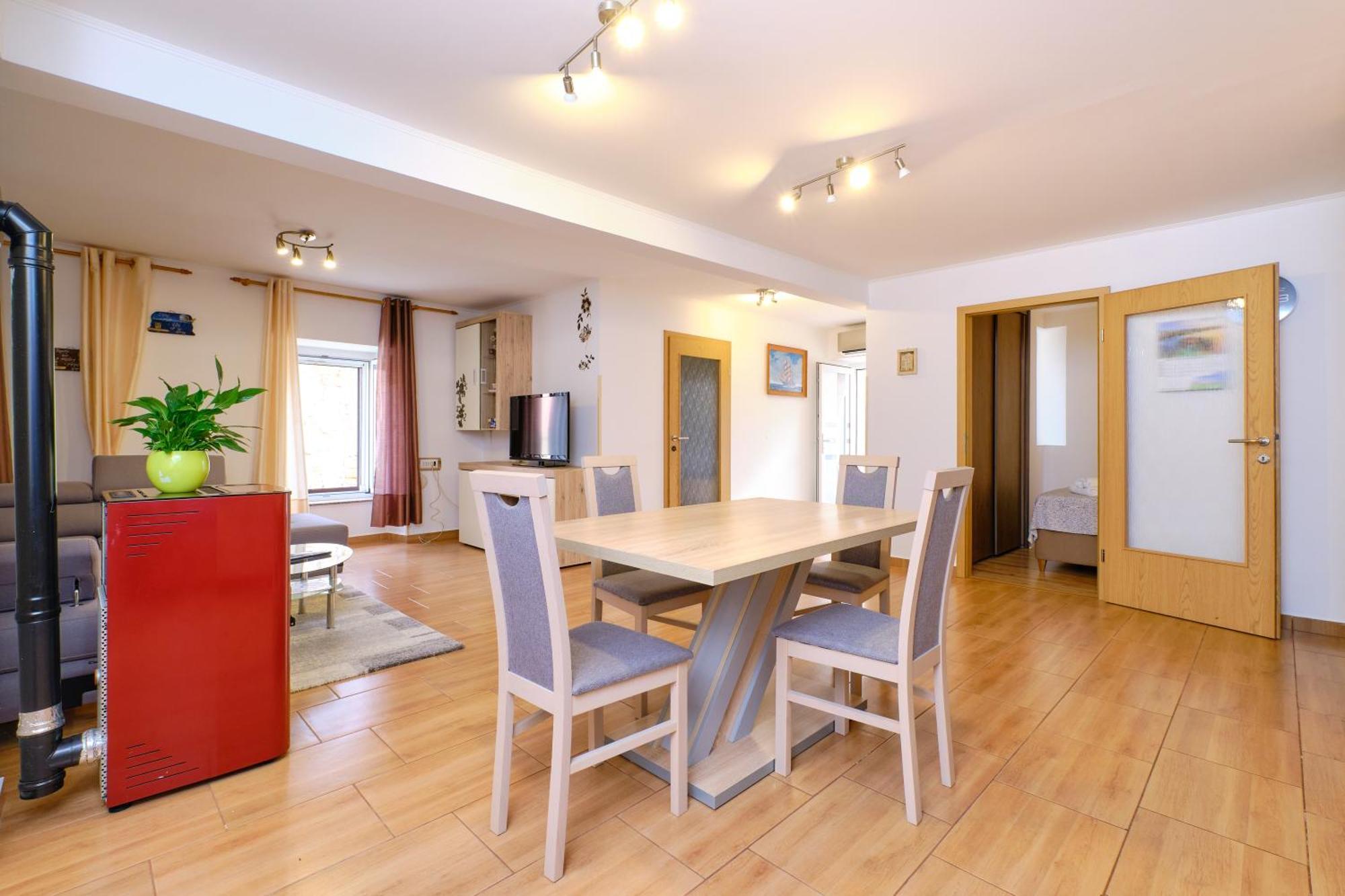 Apartments Antonella Veli Losinj Exterior photo